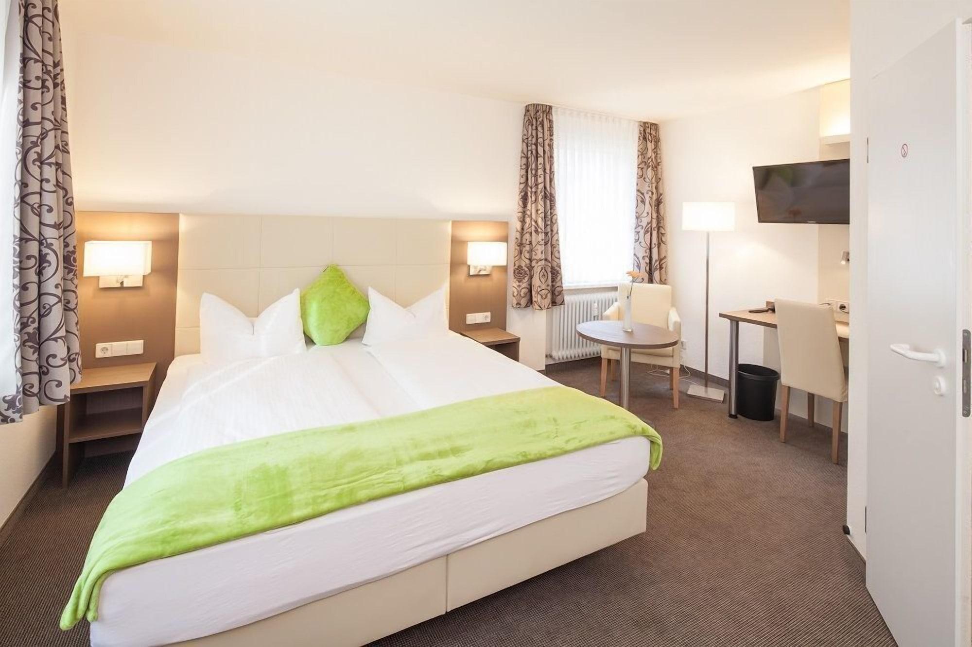 City Hotel Freiburg Экстерьер фото