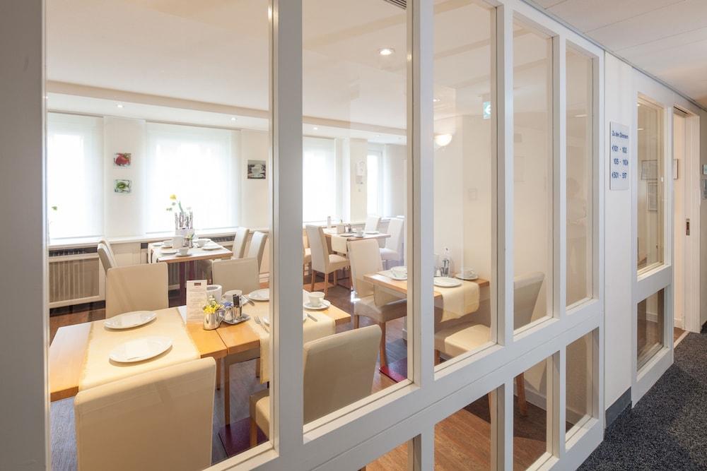 City Hotel Freiburg Экстерьер фото